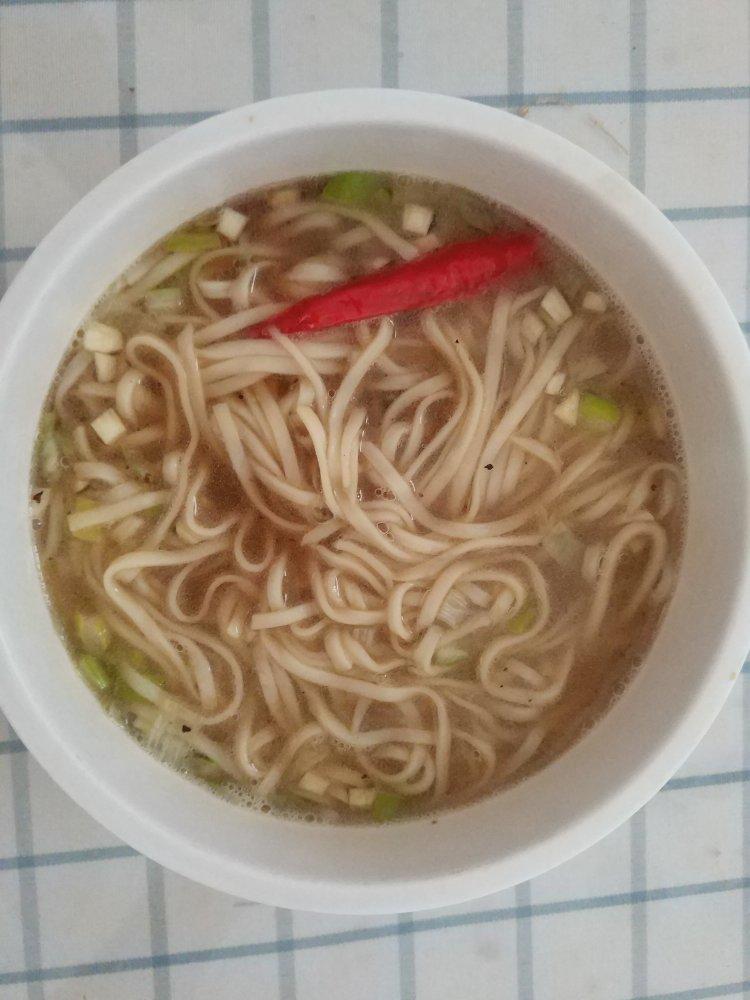 一碗热汤面