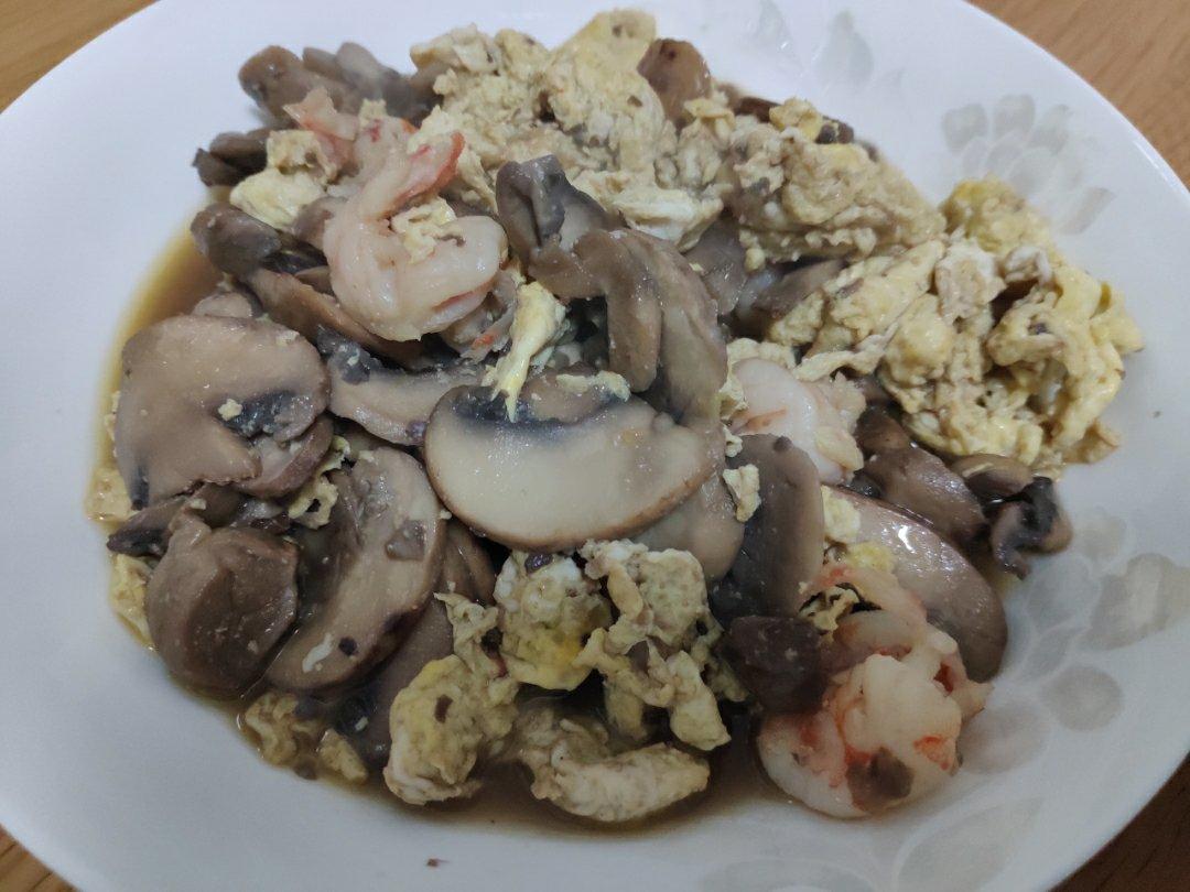 口蘑炒蛋
