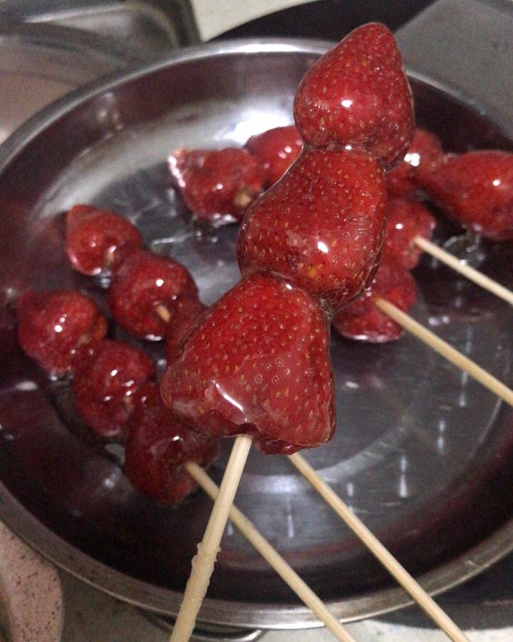 豪宇秋做的冰糖葫芦草莓