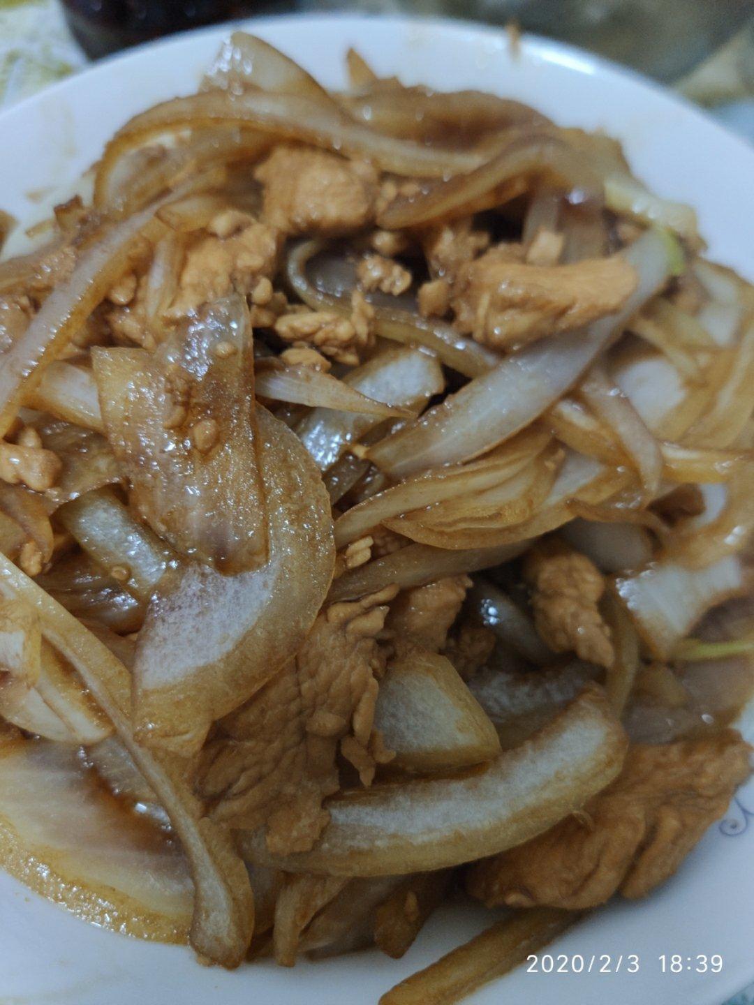 洋葱炒鸡肉