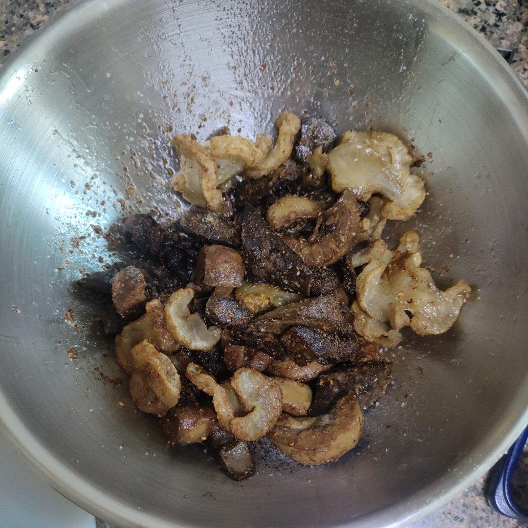 古法东北菜，奇香扑鼻！东北靠三样