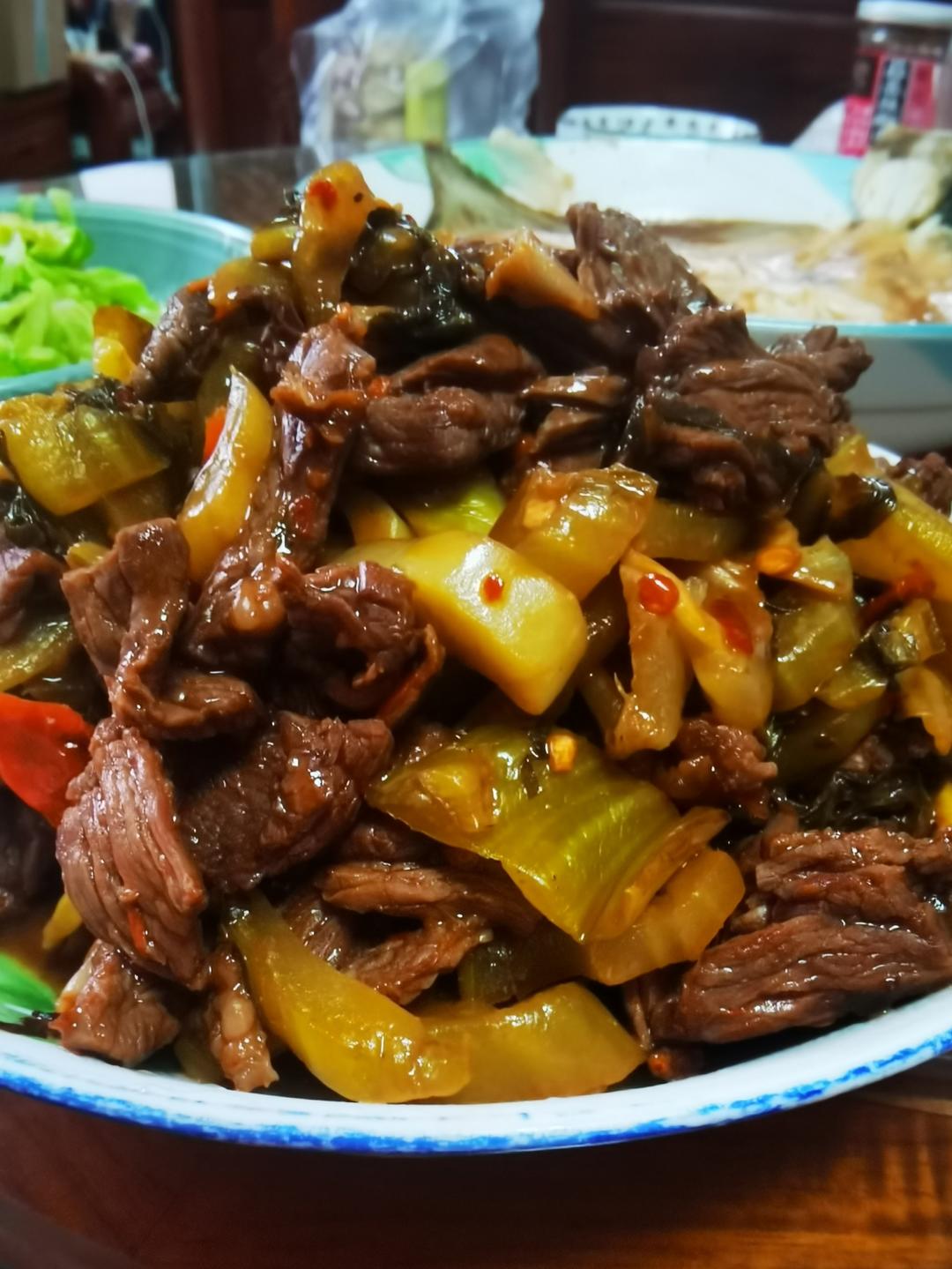 超下饭的酸菜炒牛肉