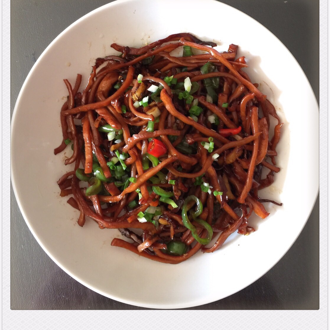 跳跳凡做的干煸鱿鱼丝