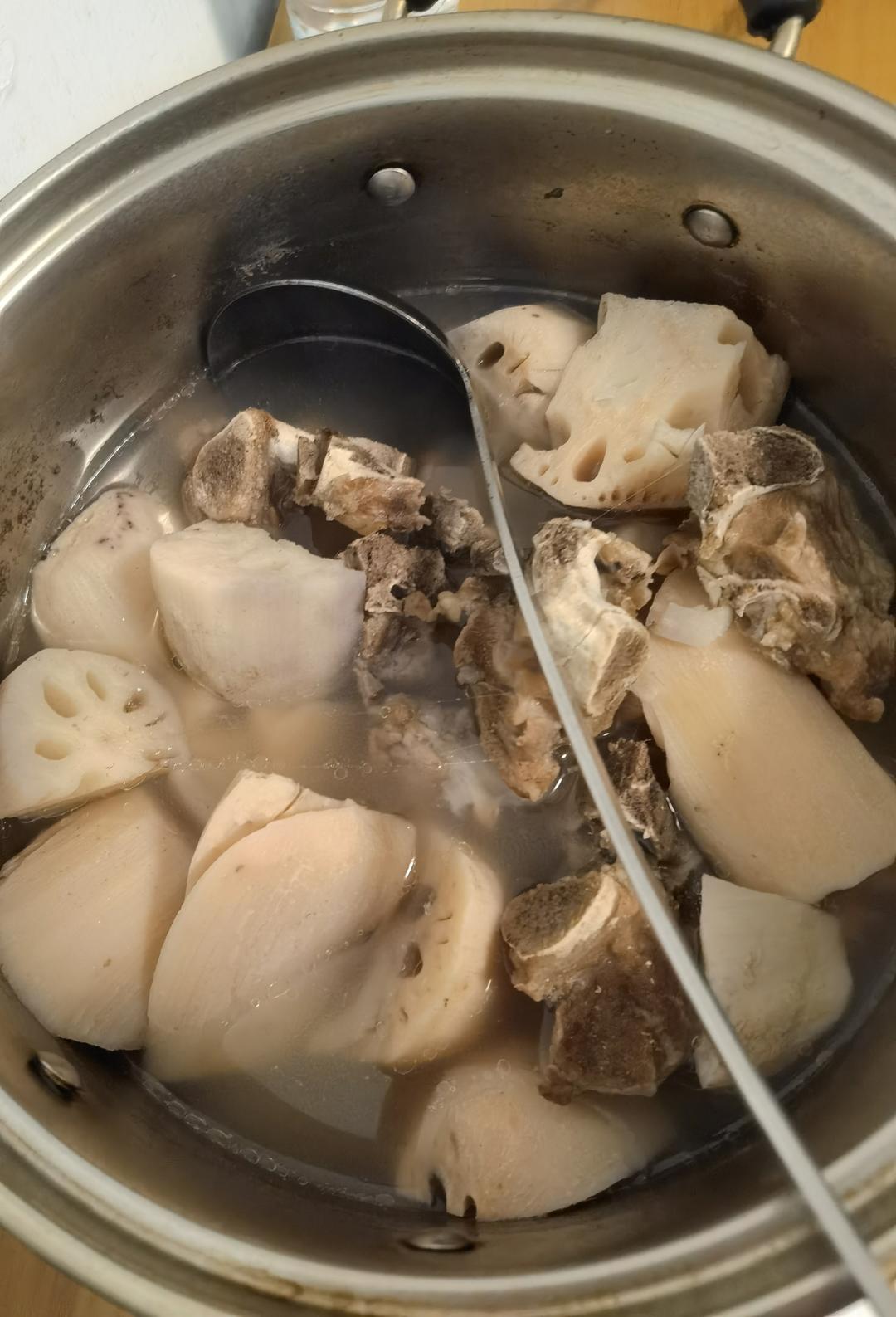 排骨莲藕汤