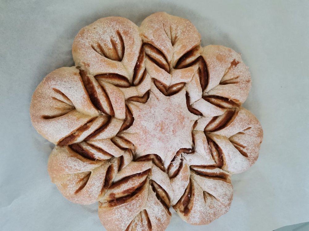 ins风圣诞节雪花豆沙面包---错过了夏天的风秋天的雨 不能再错过冬天的雪花