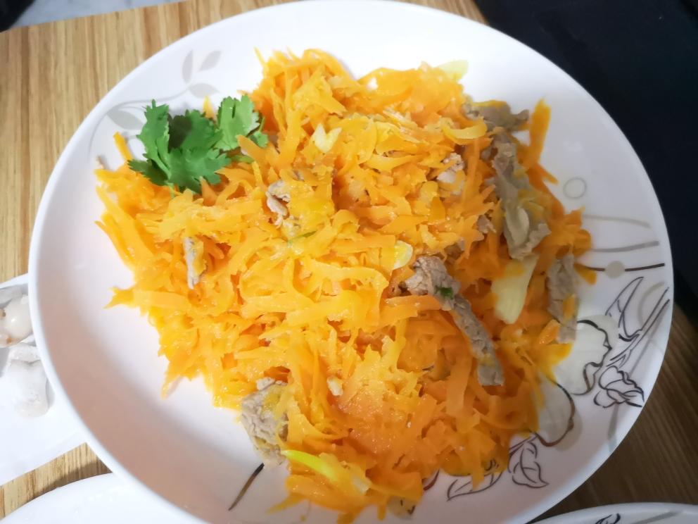 萝卜丝炒肉的做法