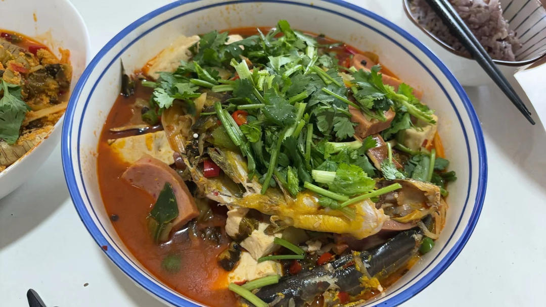鲜椒鱼蛋