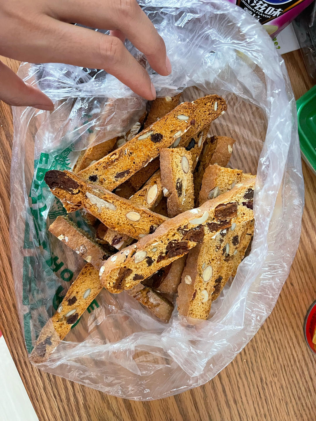 可可坚果意式脆饼