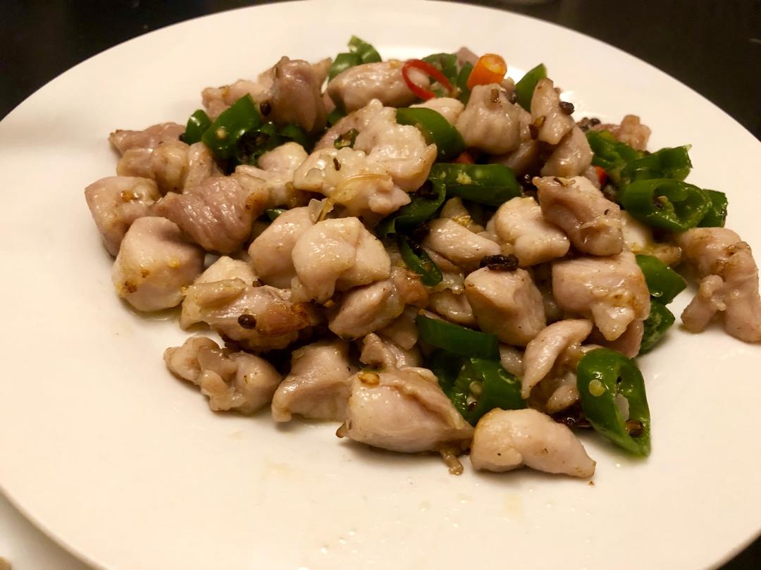 老丁的私房菜-尖椒鸡