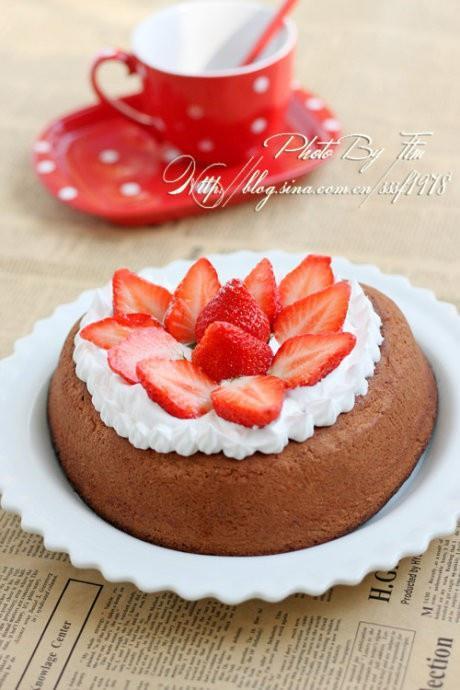 心形巧克力草莓蛋糕的做法