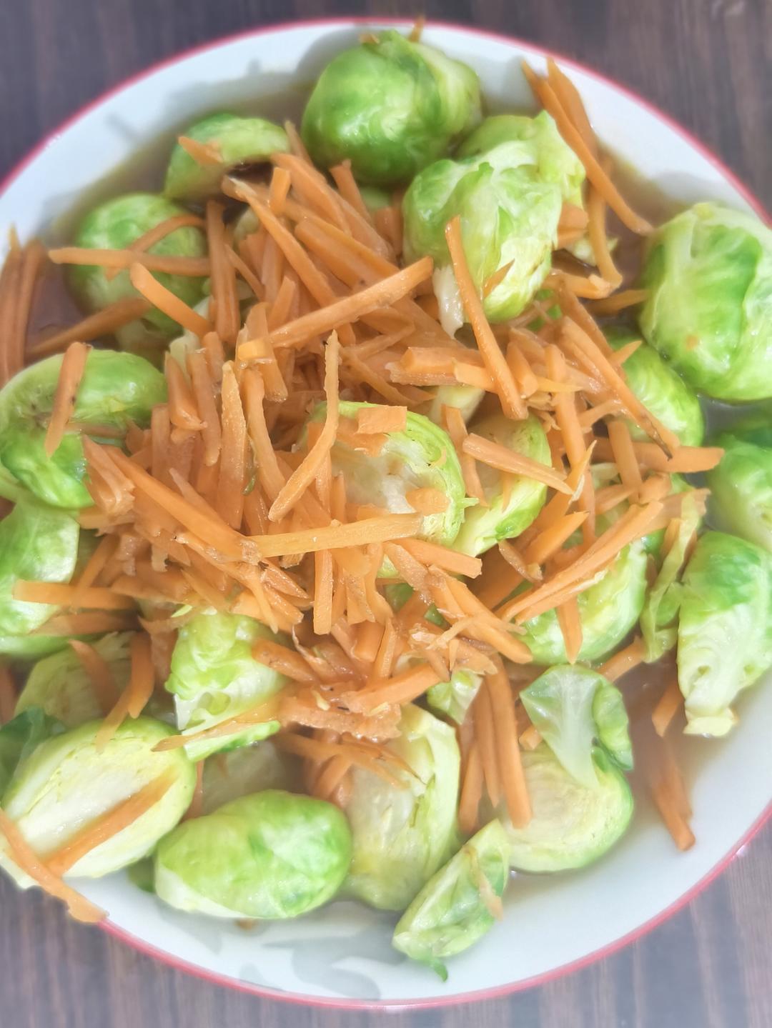 纯素美食｜素蚝油烧孢子甘蓝（迷你包菜）