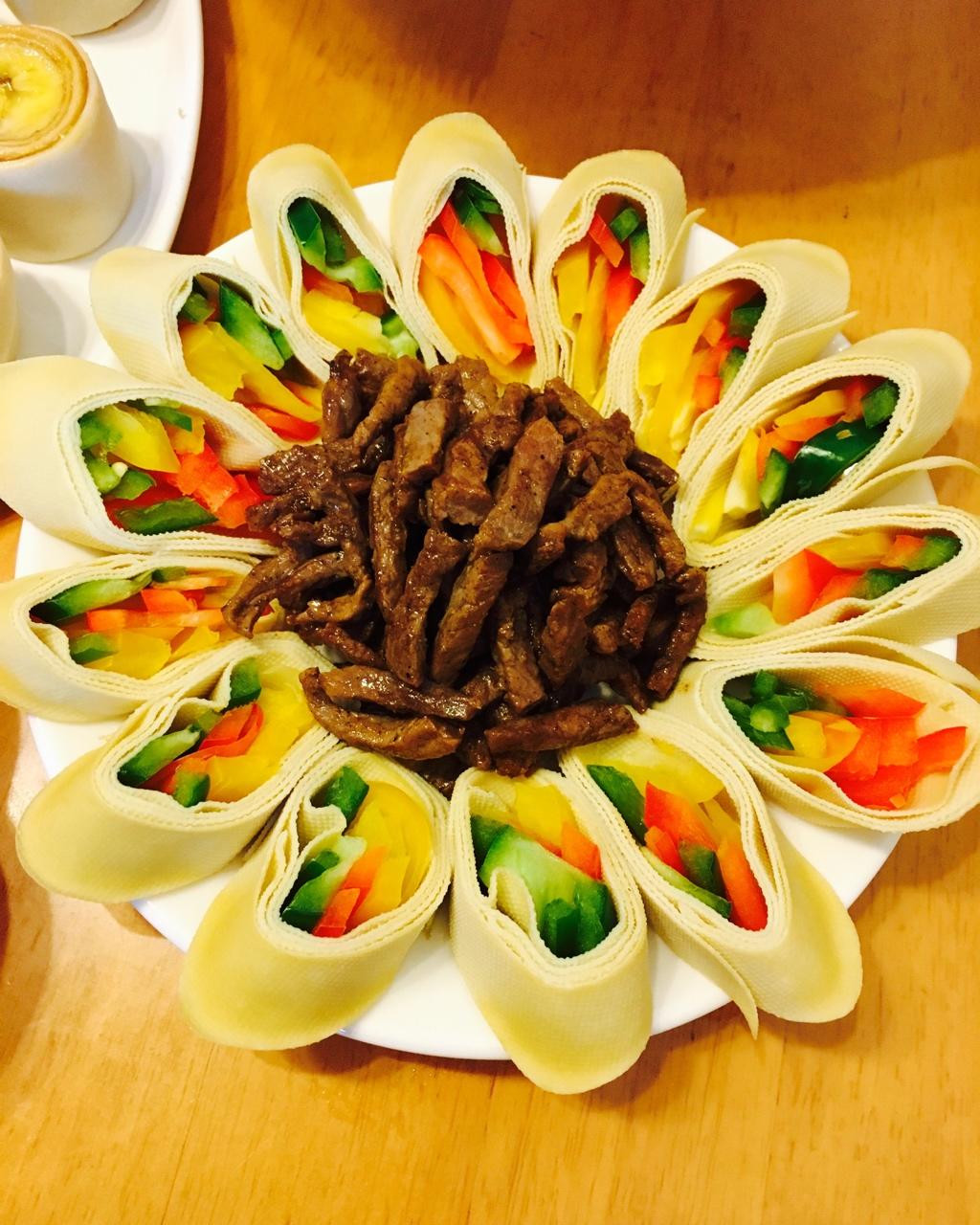 年夜饭&高颜值的【京酱肉丝千张蔬菜卷】