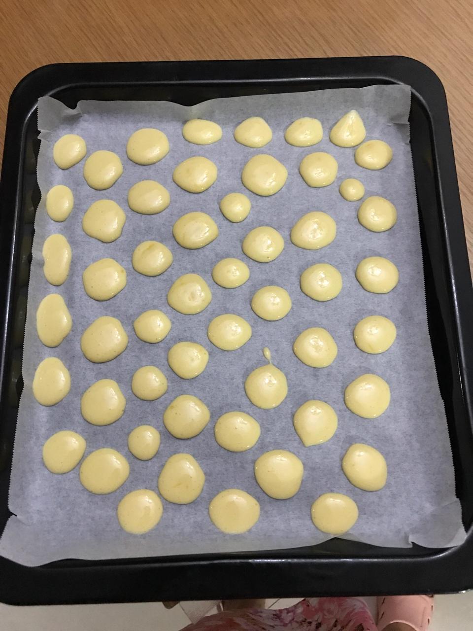 入口即化的蛋黄小饼干