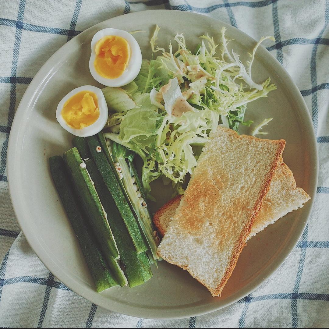 早餐桌上的百变大咖-土司的9种经典吃法