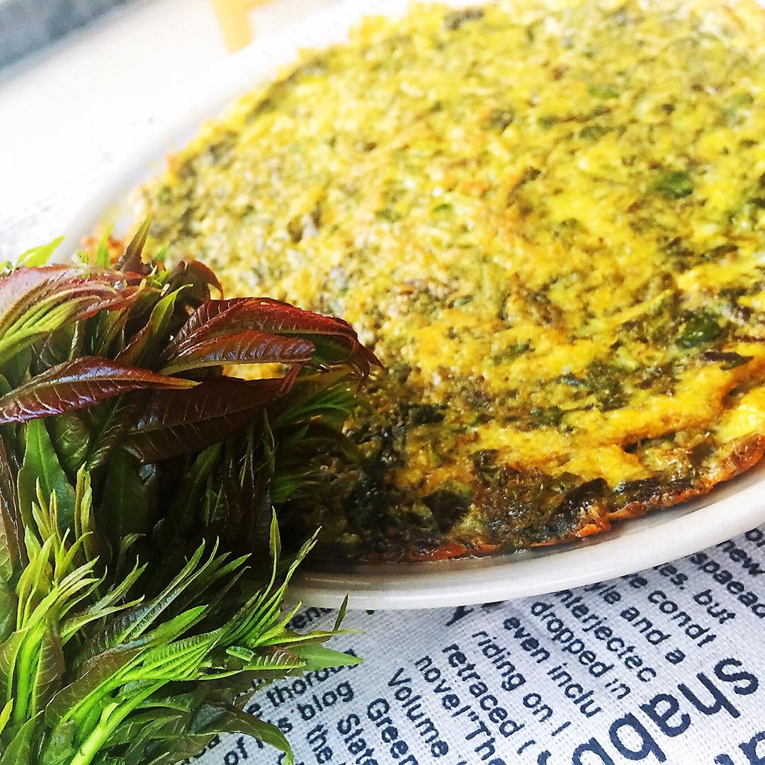 苹果狗做的椿芽煎鹅蛋