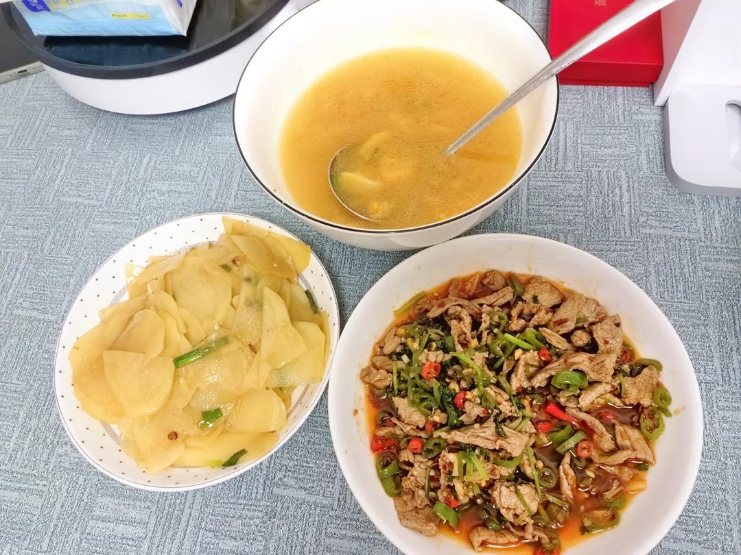 清炒土豆片