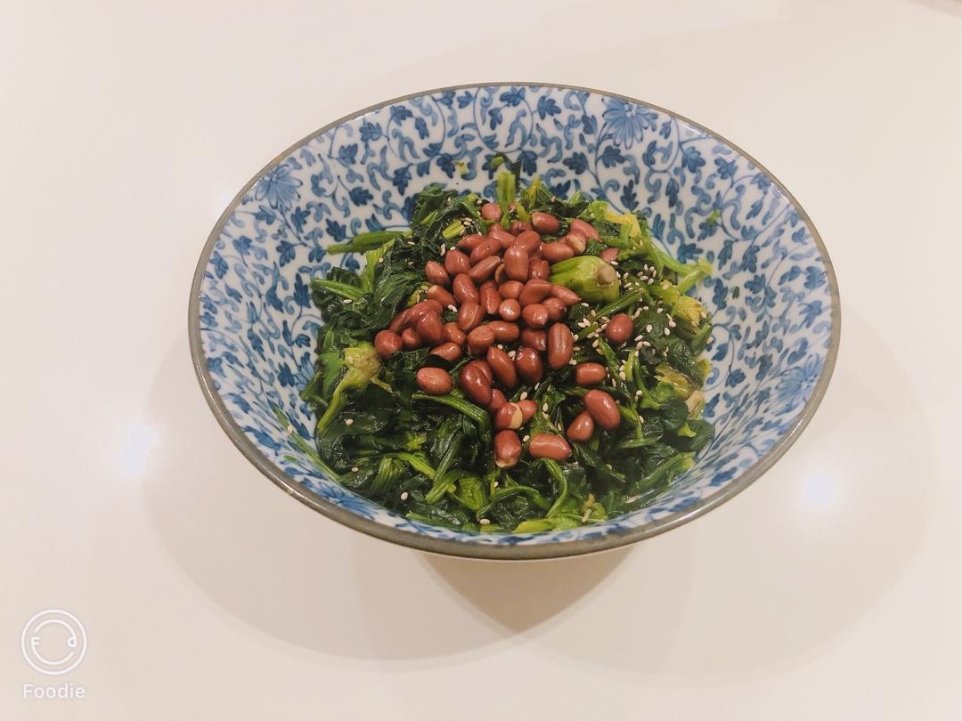 凉拌花生米菠菜