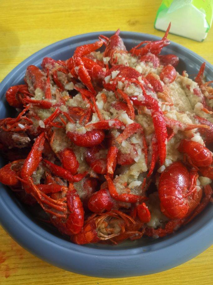 最正宗蒜泥龙虾配方（完美还原龙虾店正宗口味）