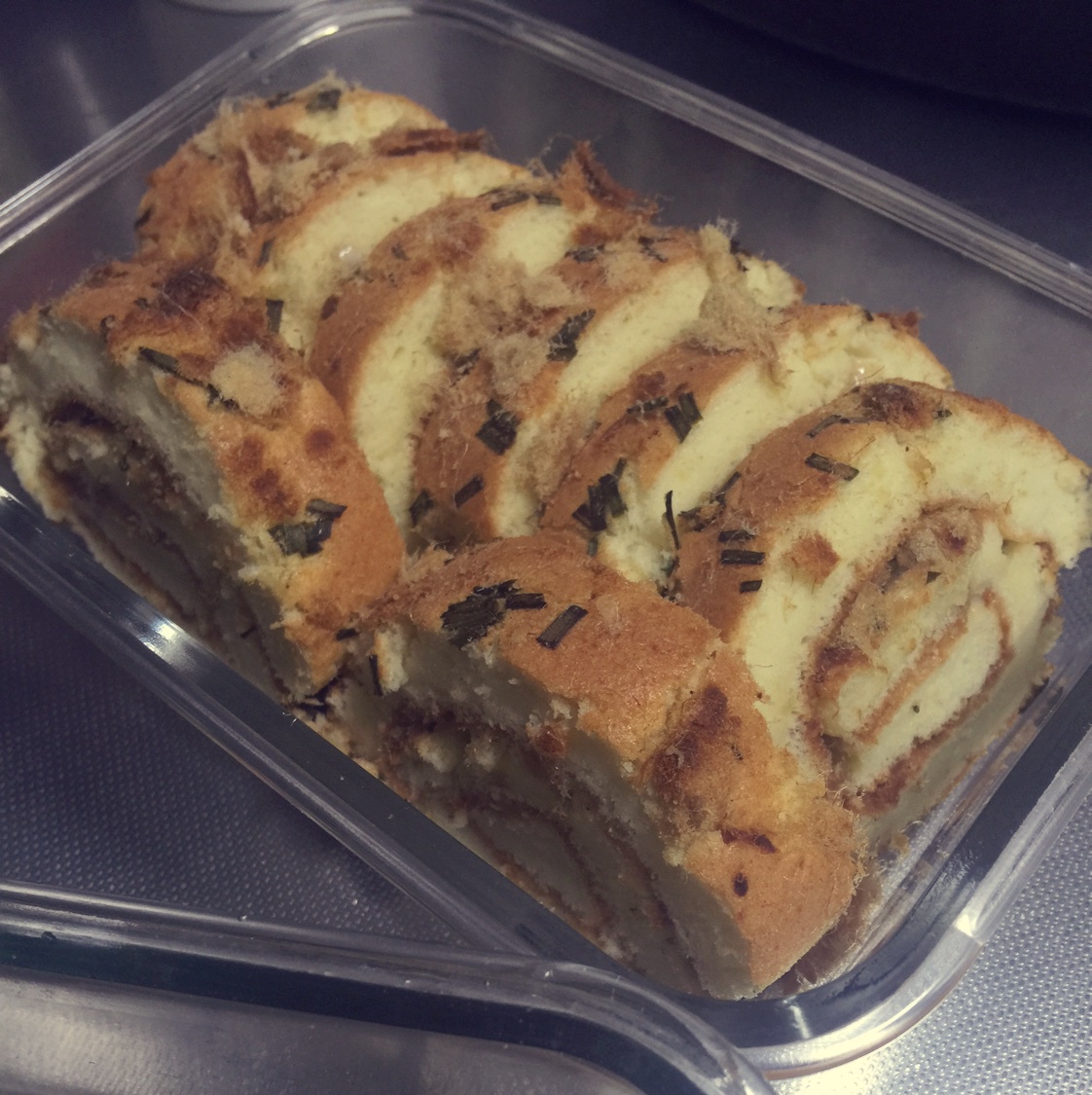香葱肉松蛋糕卷