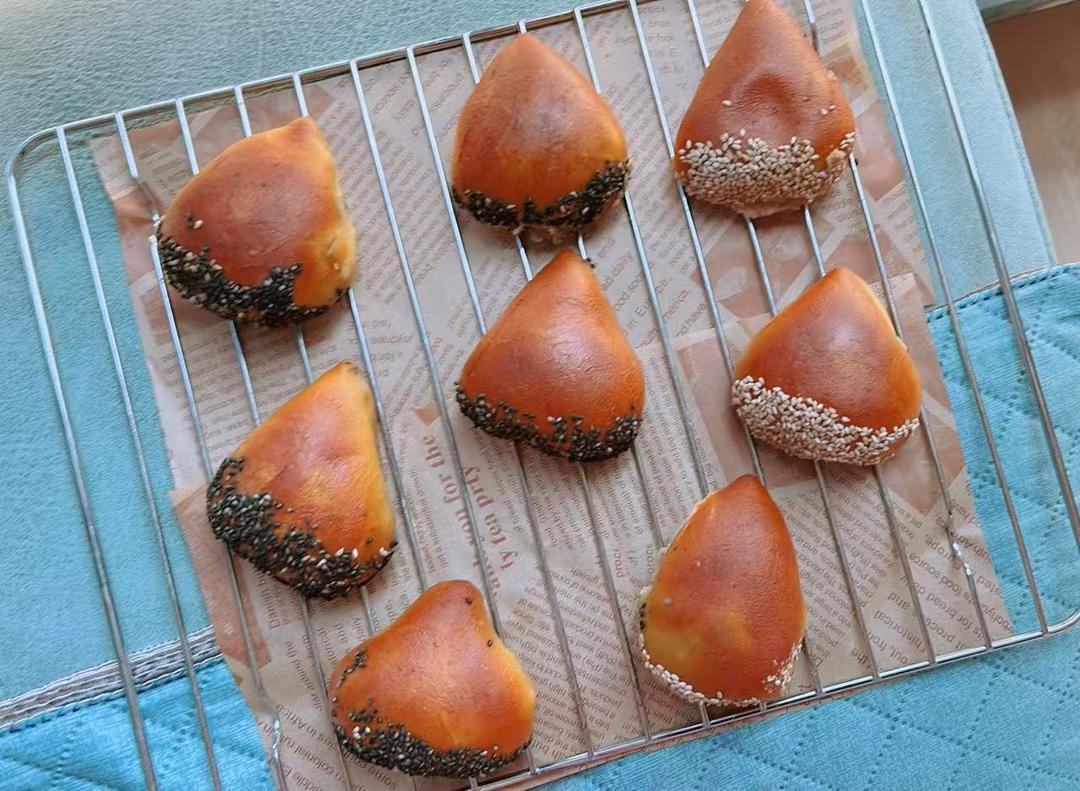 秋天的第一款面包【栗子碱水包】