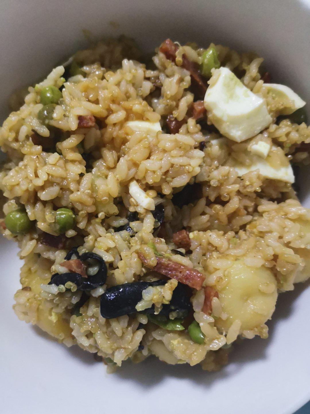 土豆焖饭（电饭锅版）