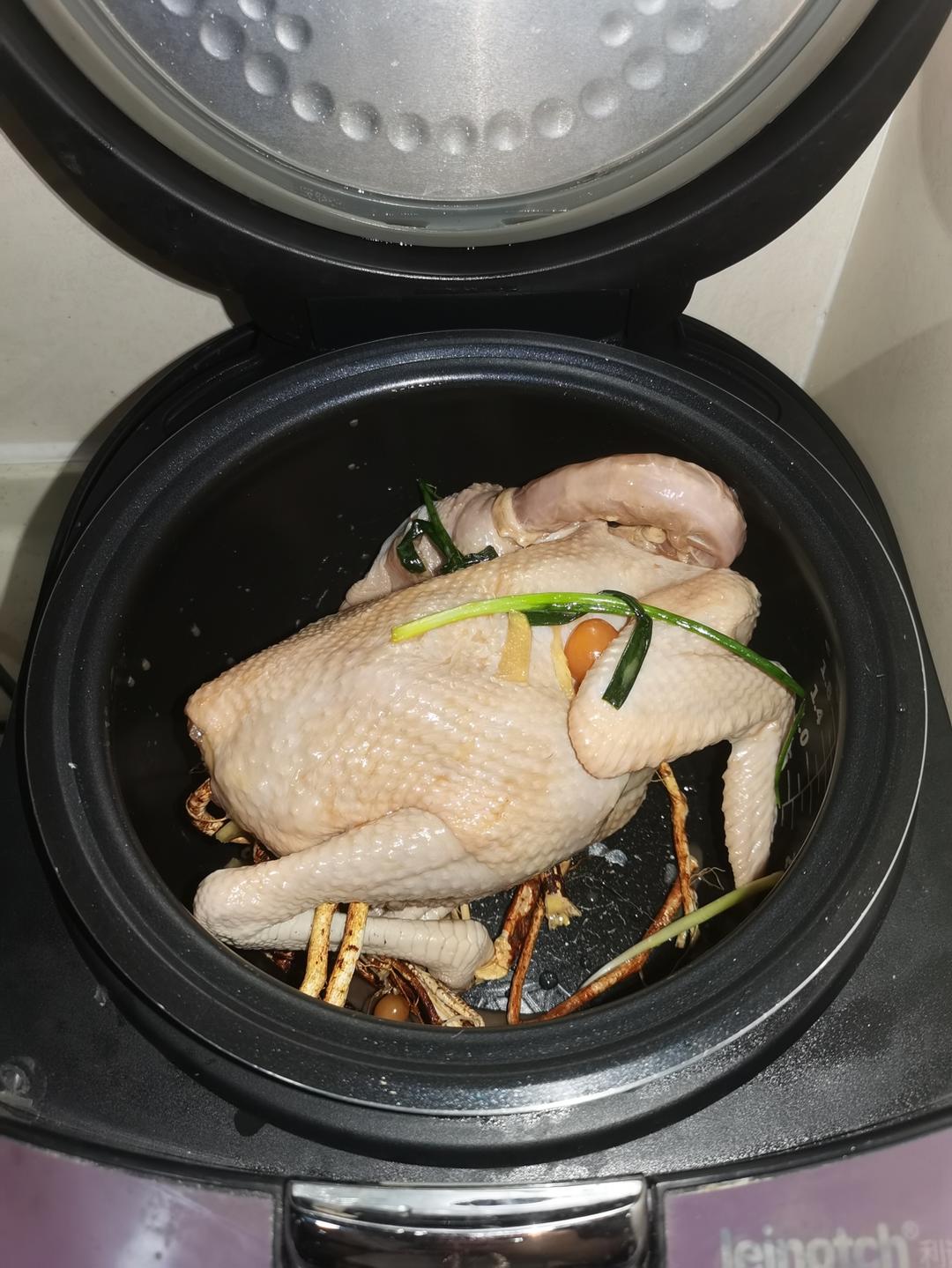 客家五指毛桃焗鸡