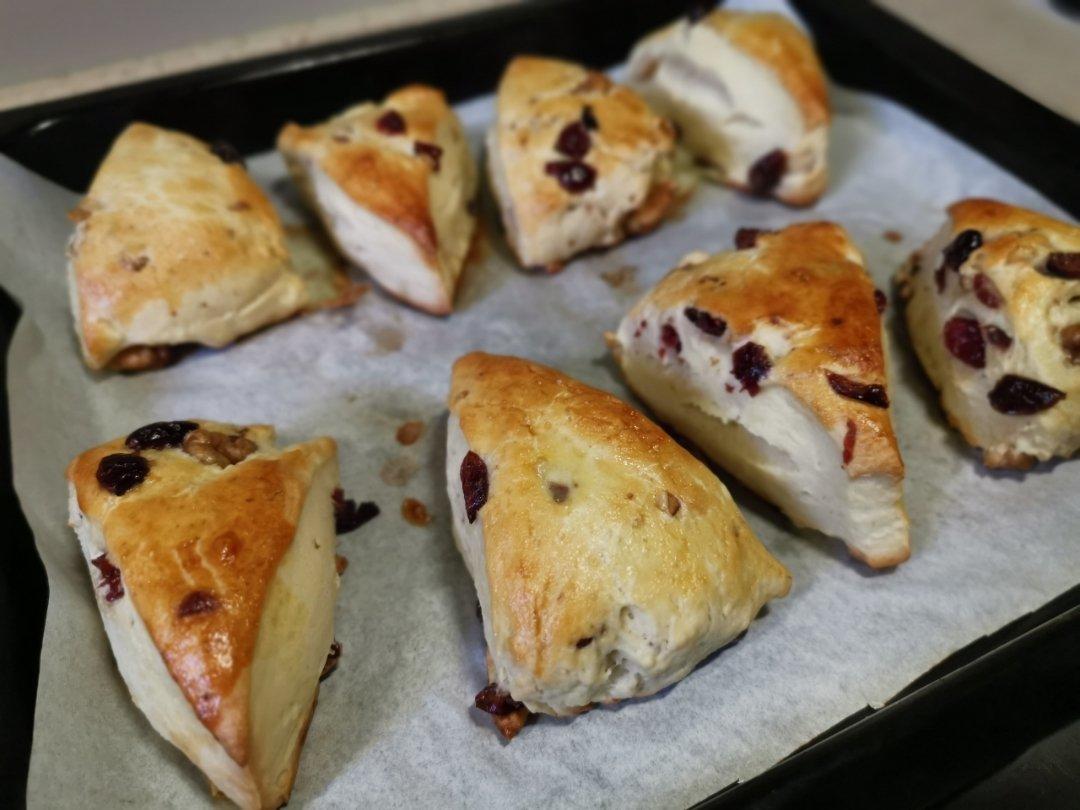 葡萄干司康（酵母版）