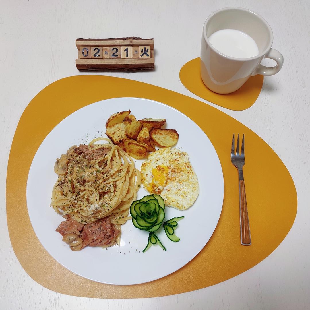 黄瓜花式摆盘--你若盛开蝶自来