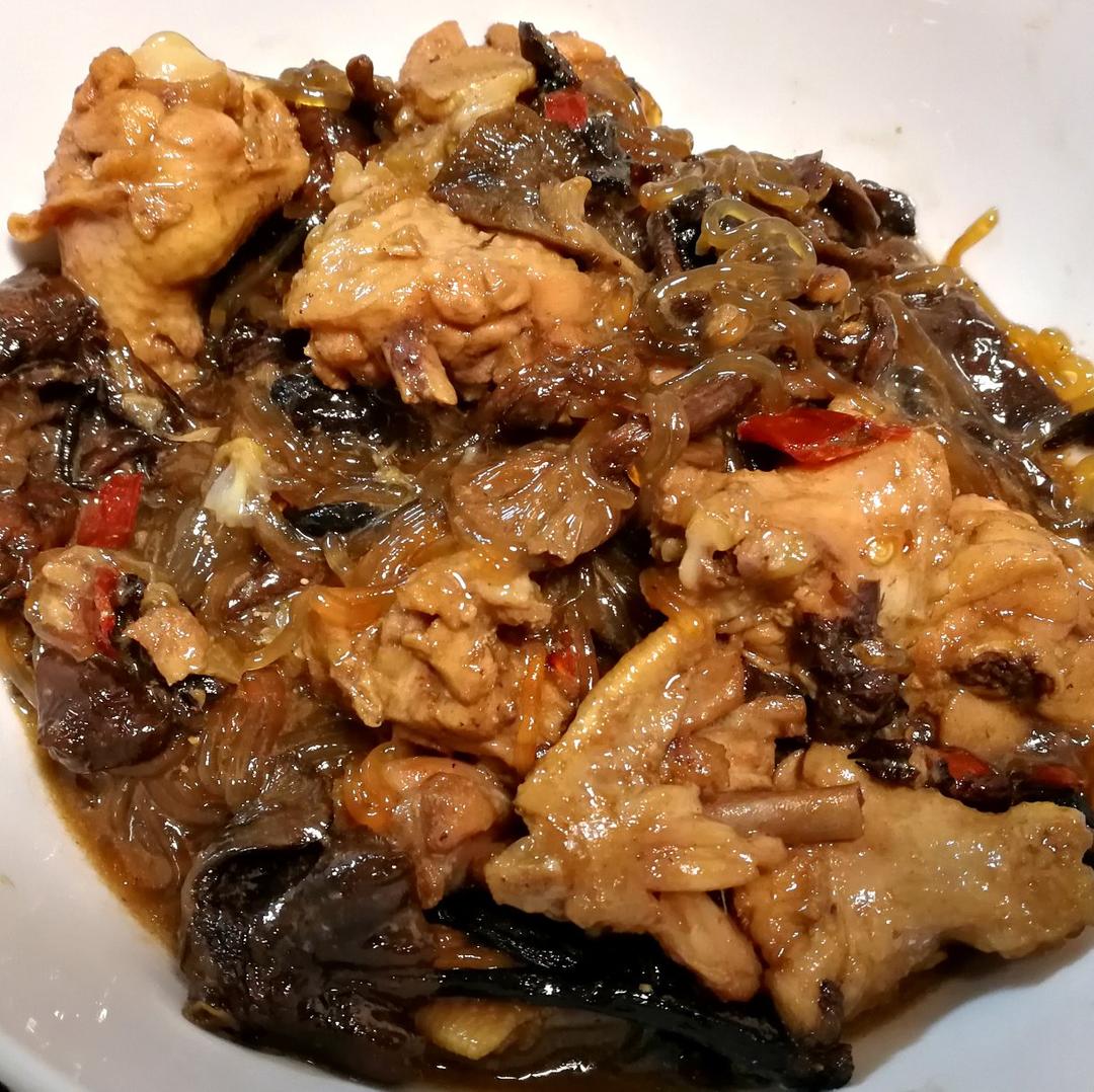 小鸡炖蘑菇