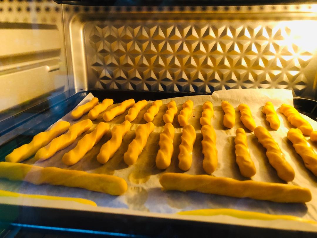 宝宝辅食：自制健康香蕉磨牙棒