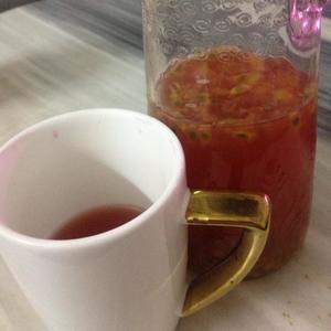 滋养蜂蜜百香果石榴汁的做法 步骤5
