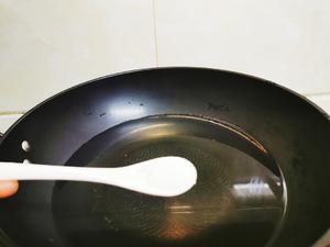 超下饭的芦笋炒腊肉的做法 步骤5