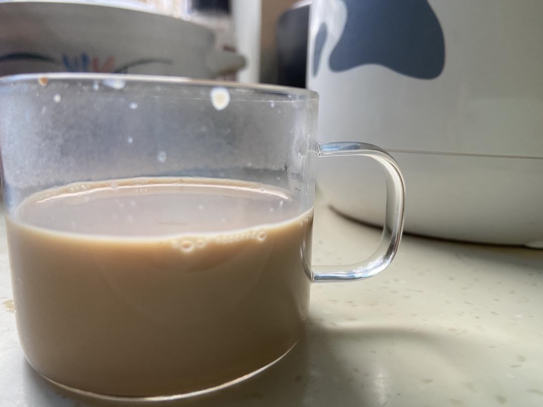 焦糖伯爵红茶奶茶