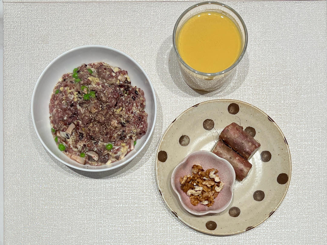 早餐•2026年6月12日