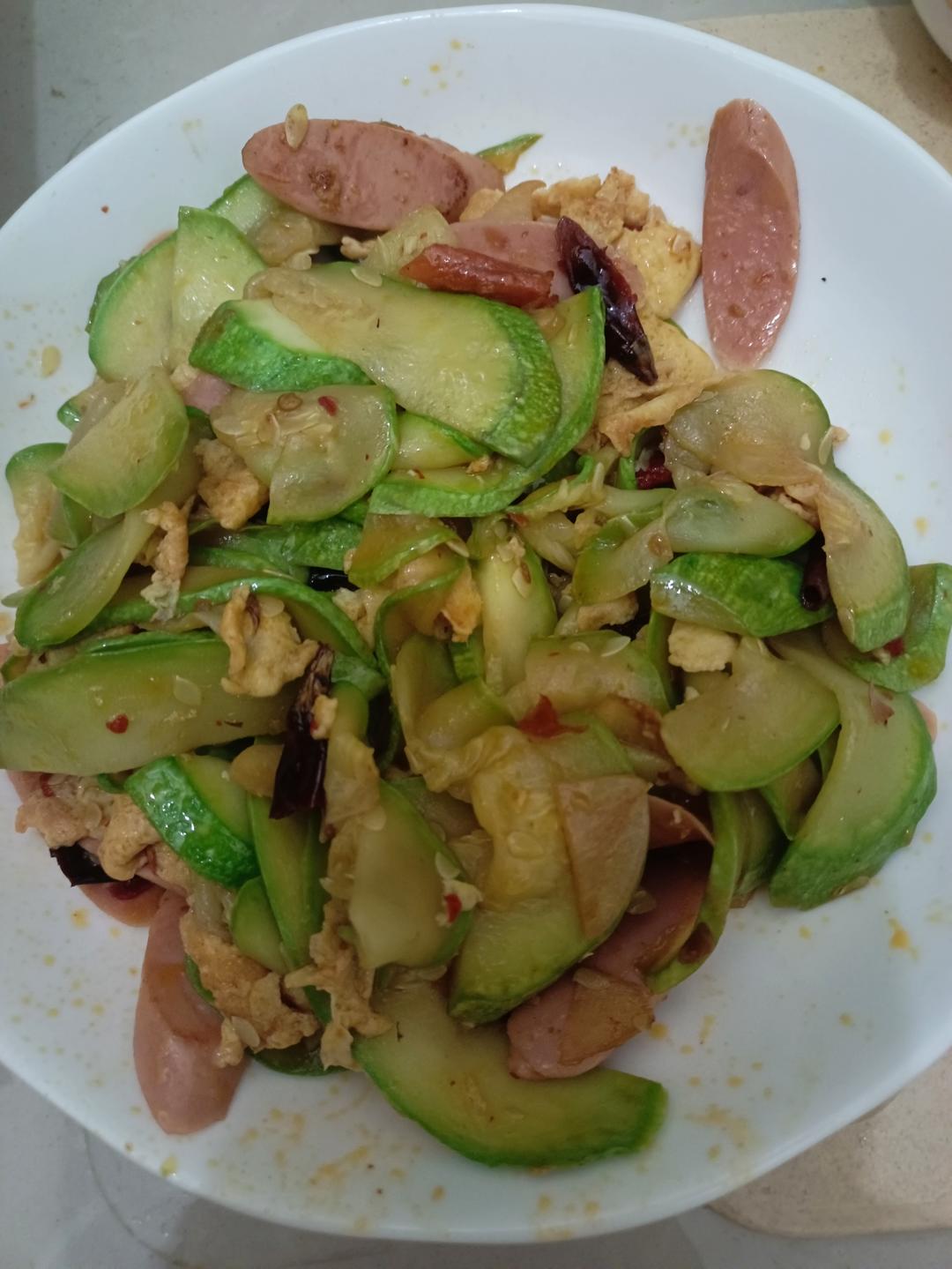 家常菜：小炒西葫芦