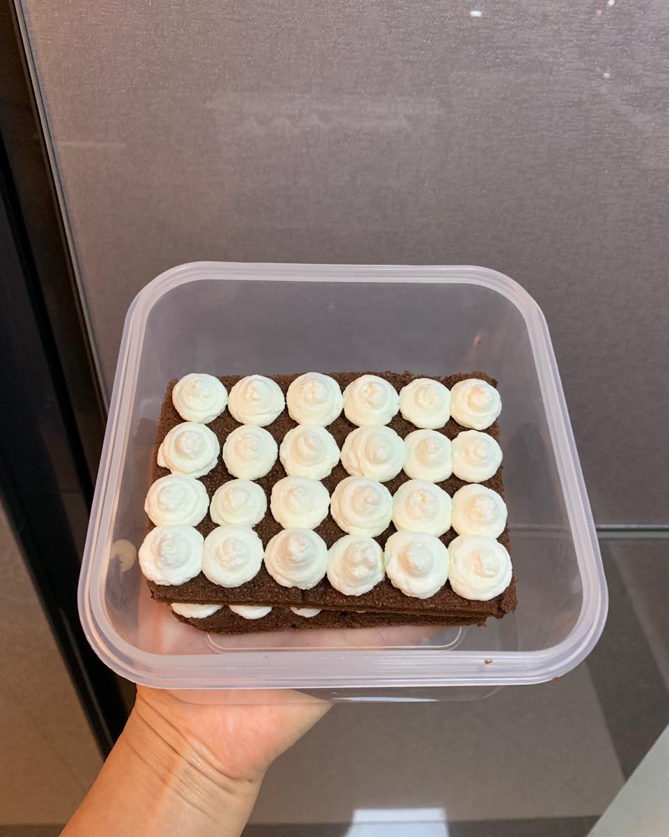 超浓郁卷不裂的巧克力蛋糕卷