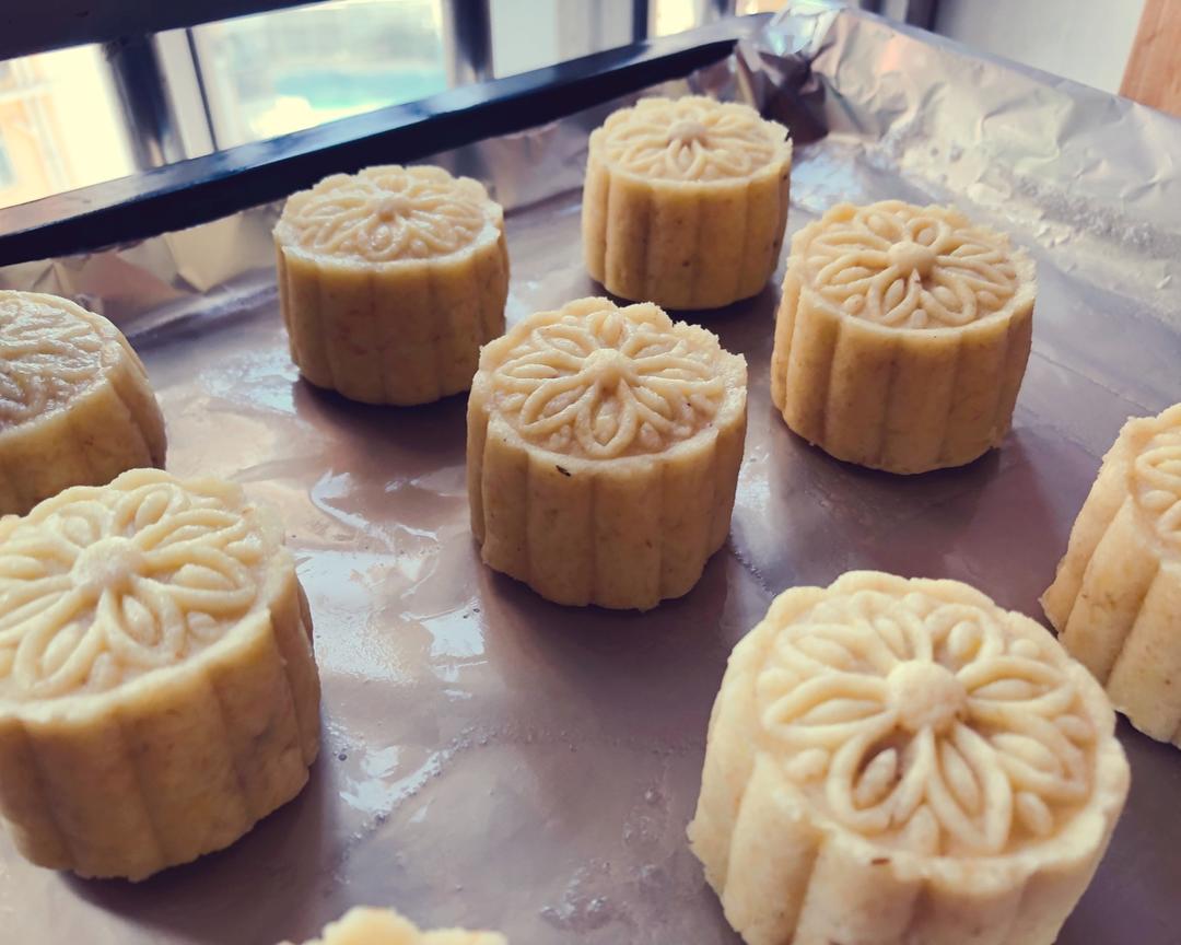 生酮-培根腊肠月饼 低碳水的做法