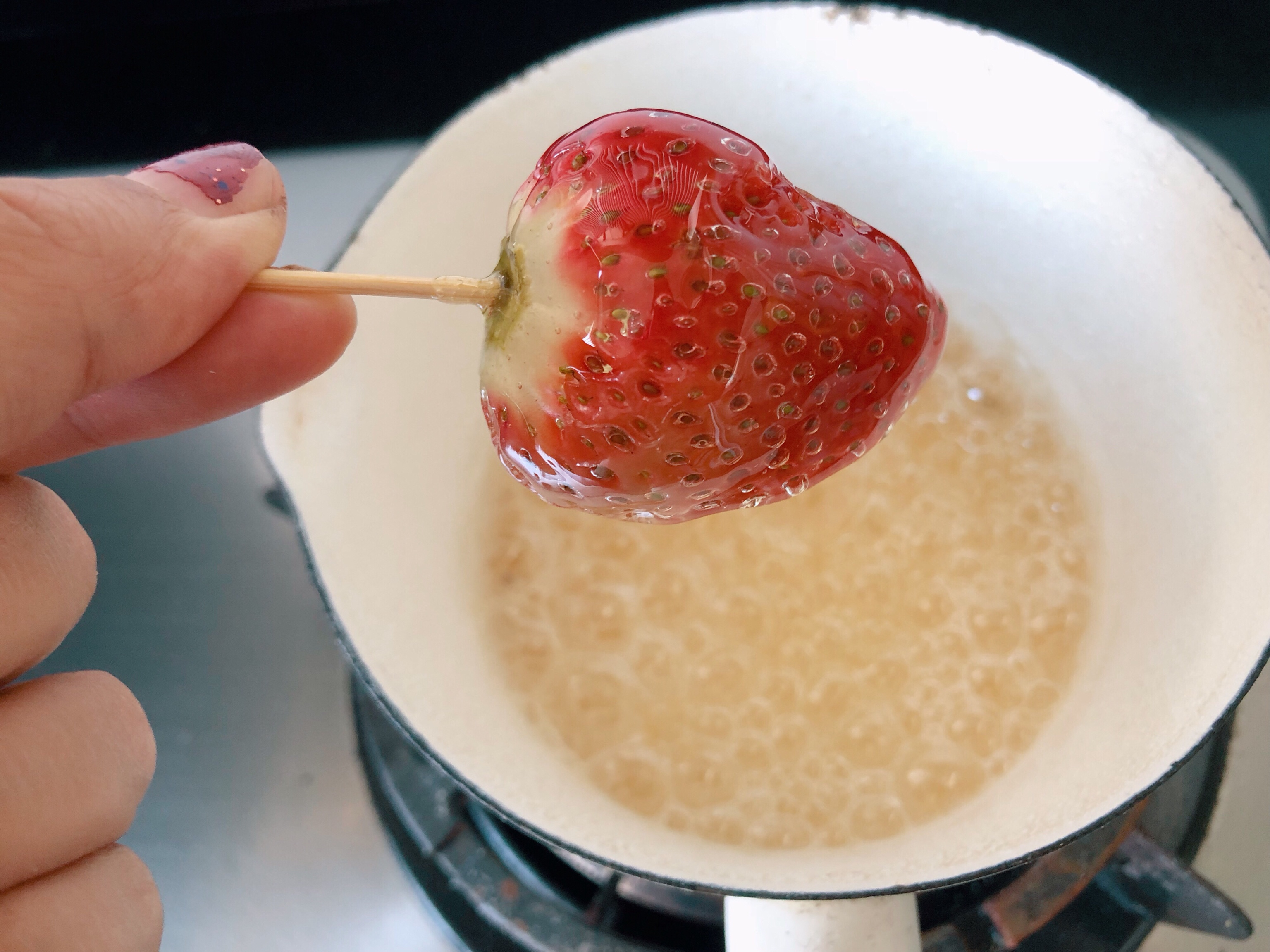 【草莓冰糖葫芦➕糖画】一份材料get两样技能！！！的做法