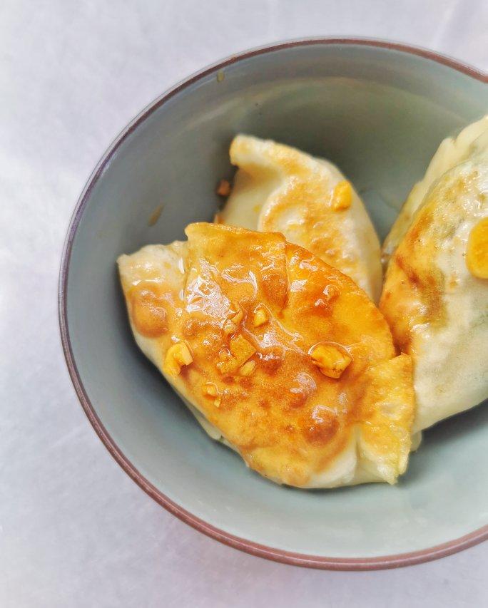一饭一食一世界