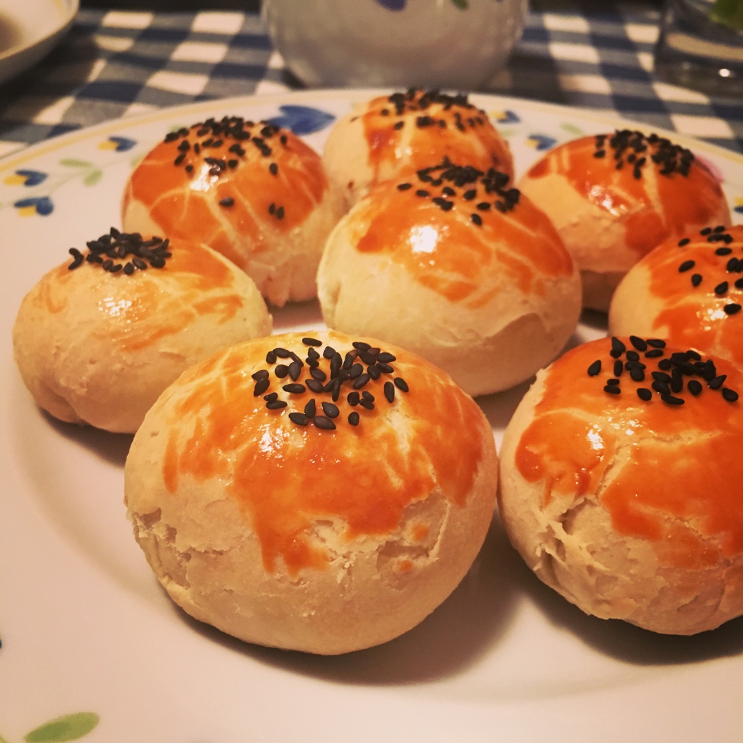 泳式鲜肉榨菜月饼