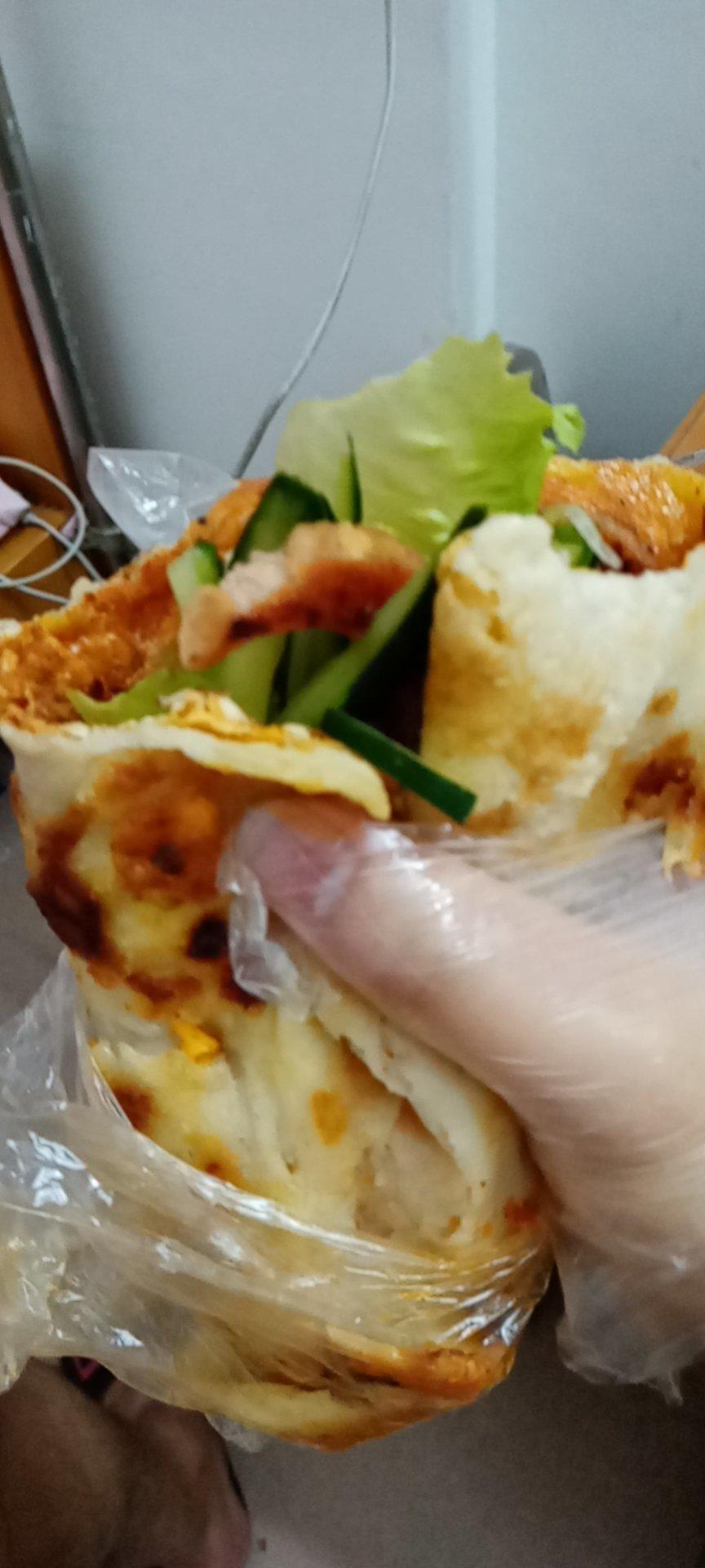 家庭版煎饼果子---快手健康早餐，利用家里现有材料