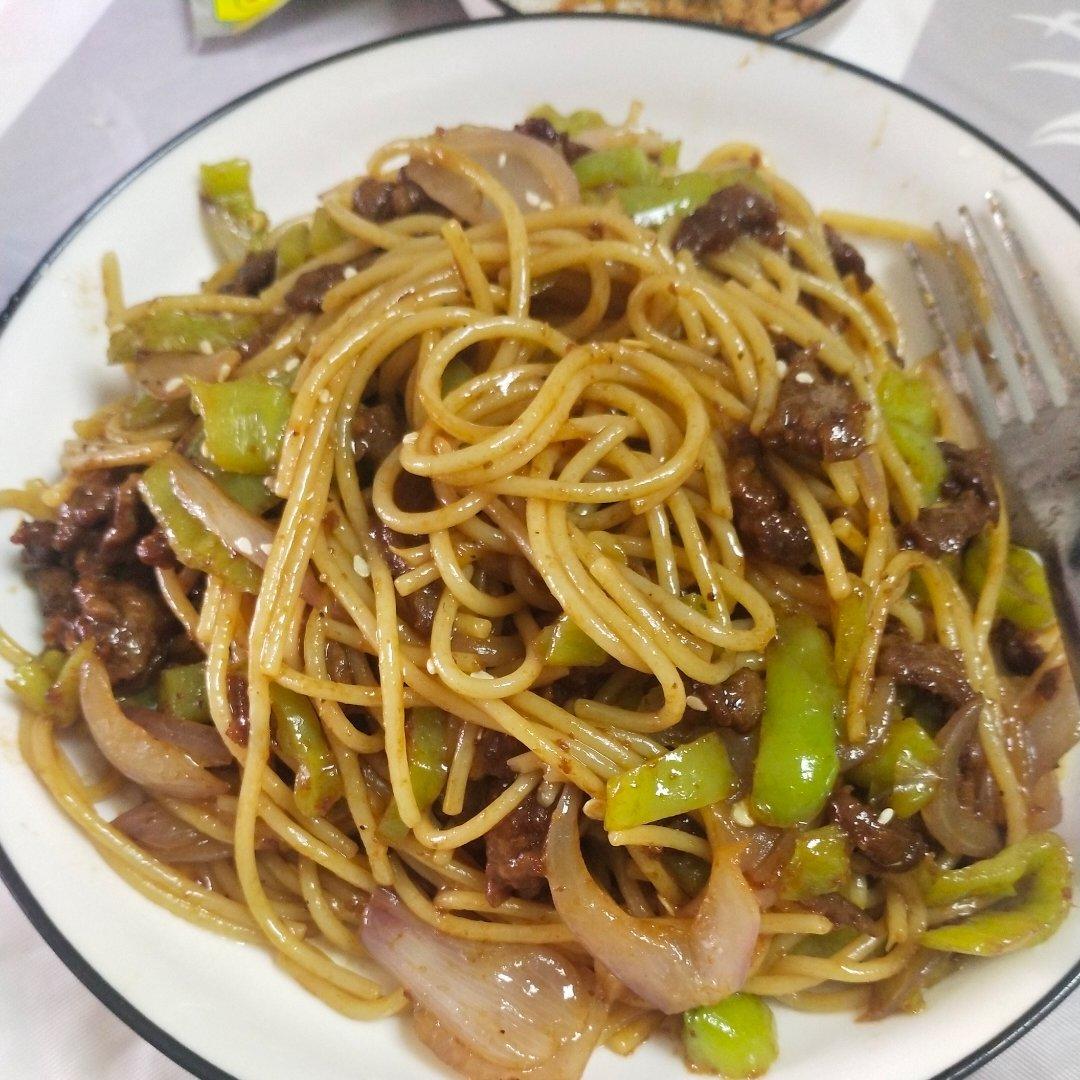 比餐厅好吃的黑椒牛柳意面🍝零失败简单教程
