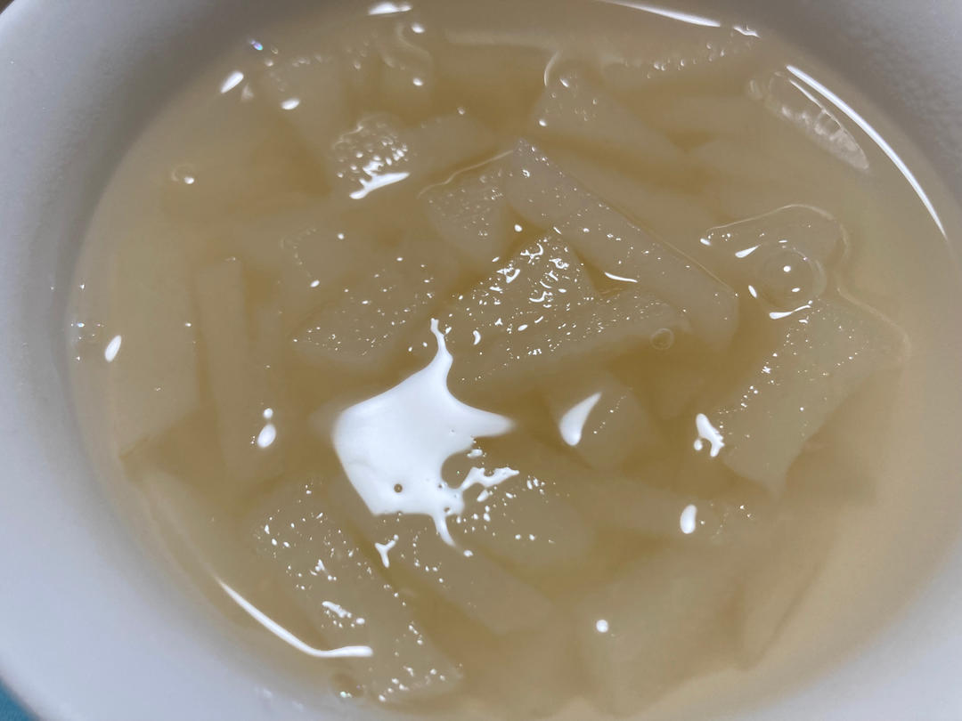 润肺去燥【小吊梨汤】