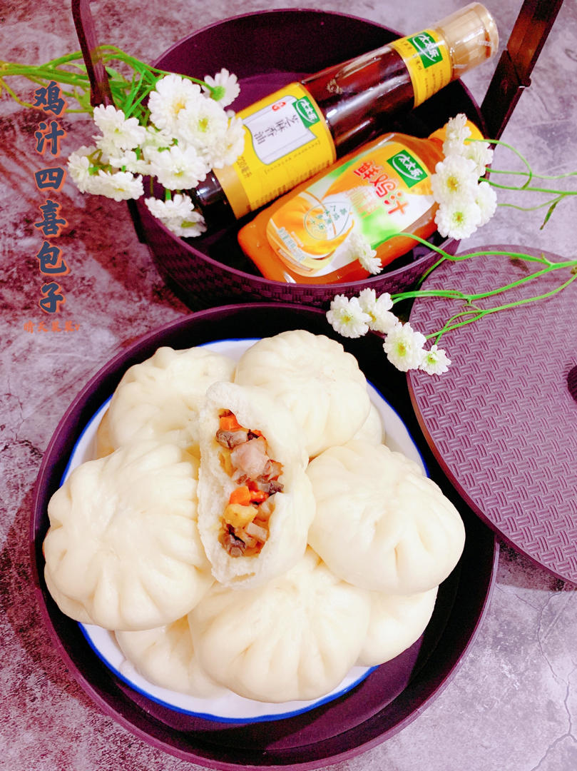 一次发酵的鸡汁四喜包子+太太乐鲜鸡汁芝麻香油