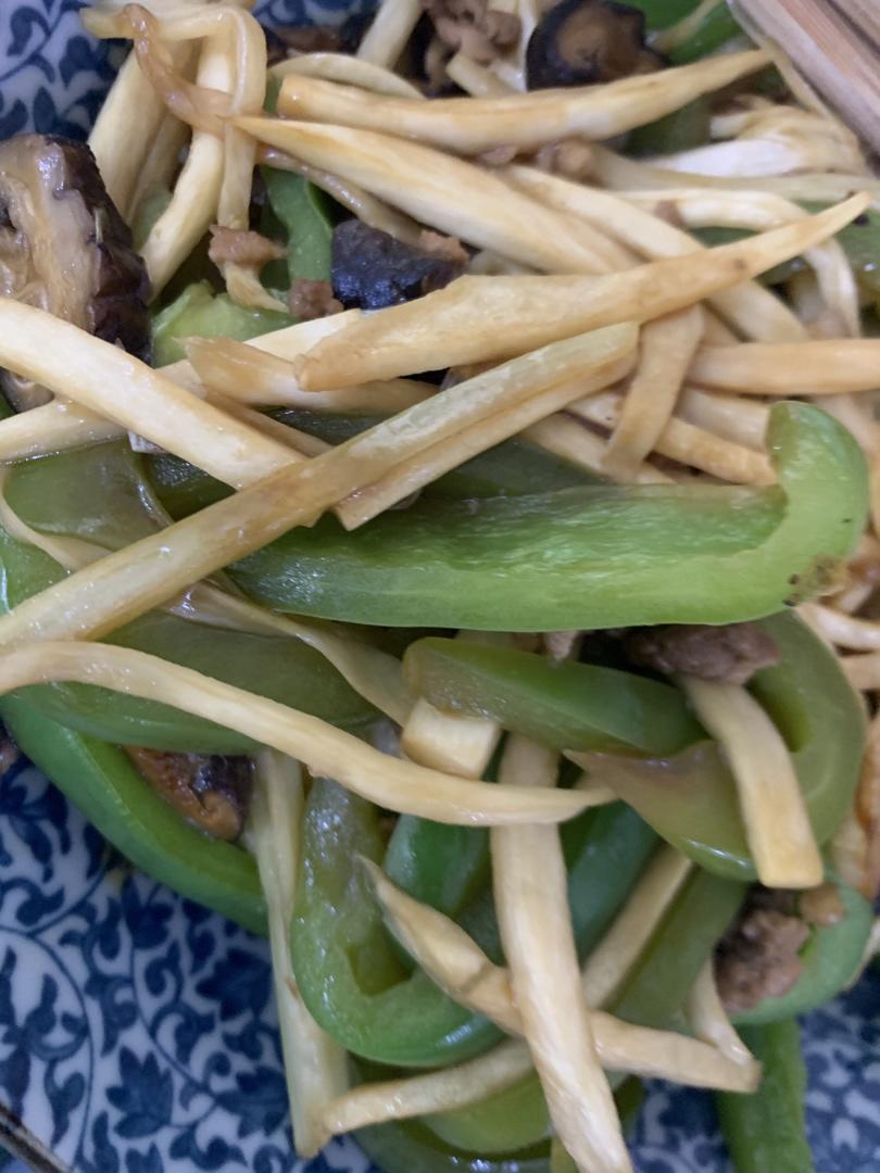 开胃又好吃——酸酸的茭白炒三丝