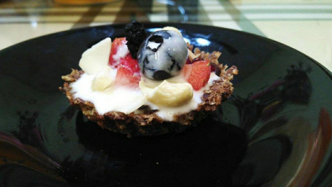 缤纷酸奶水果燕麦塔