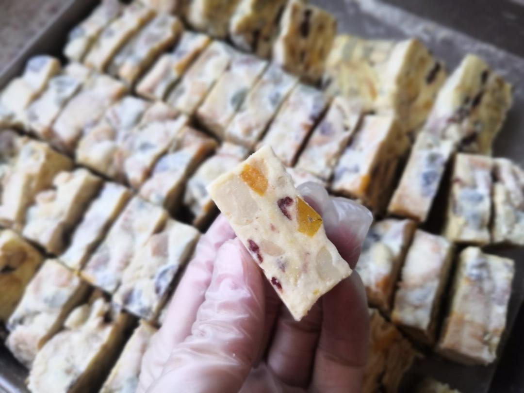 牛轧糖 牛扎糖不甜