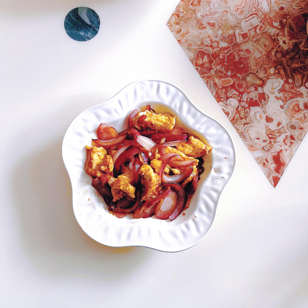 降压防癌的好食材  洋葱炒鸡蛋