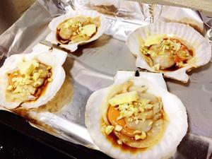 日式黄油烤扇贝的做法 步骤1