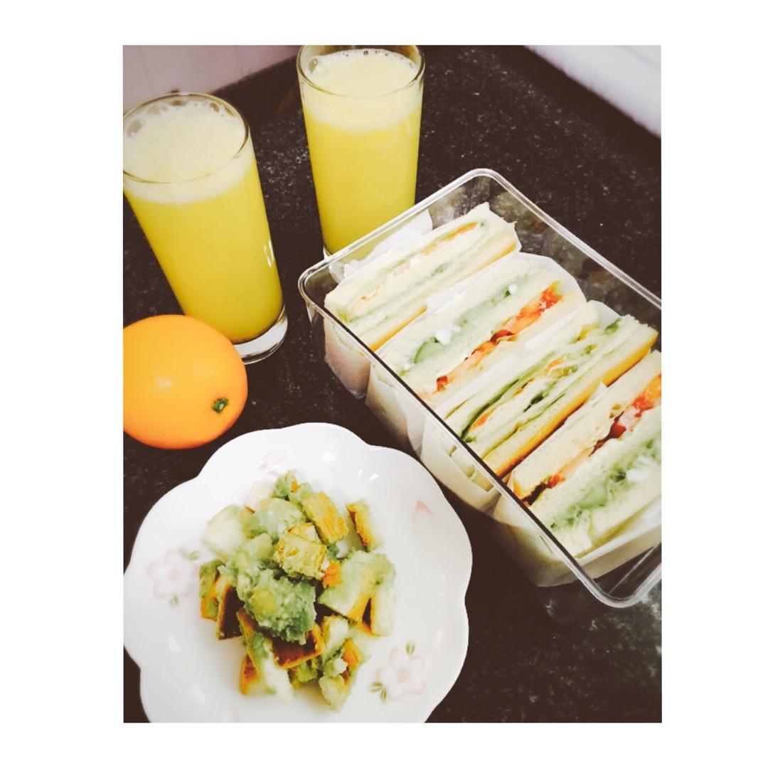 如何做超厚的沼三明治~详细tip！牛油果鸡蛋午餐肉三明治~